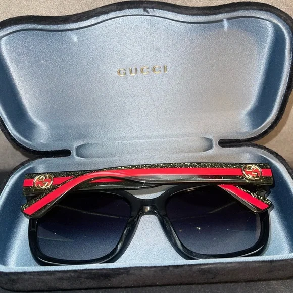 Gucci Black 💚❤️Sherry Line❤️💚Sunglasses w Box & COA